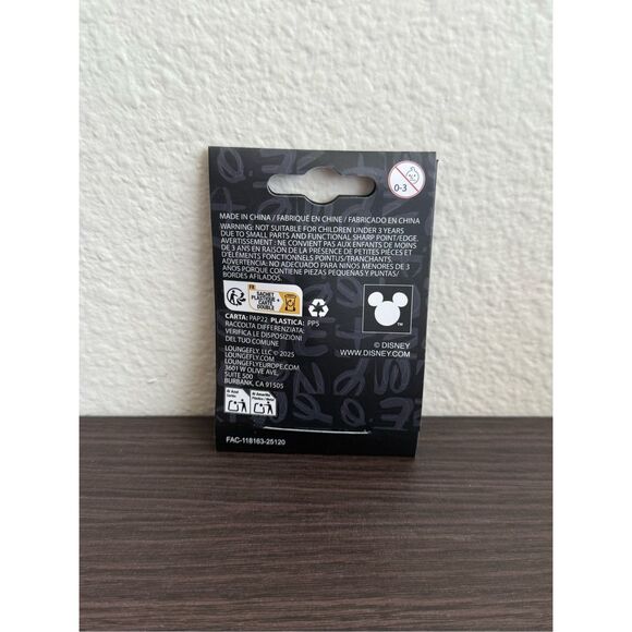 Loungefly Disney Stitch Pumpkin Spice Latte Scented Enamel Pin - Picture 2 of 2